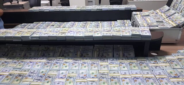 کشف ۱۰ میلیون دلار تقلبی در تهران 