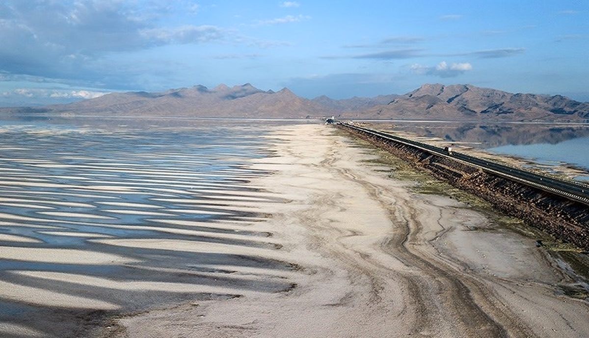شبهه تبدیل دریاچه ارومیه به معدن لیتیوم؛ واقعیت یا شایعه