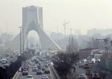 هوای تهران برای تمام گروه‌های سنی ناسالم است