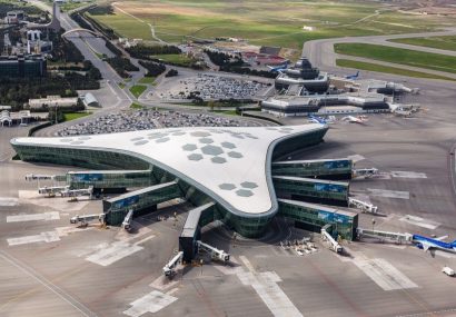 فرودگاه باکو لغو پروازها به تهران را تکذیب کرد