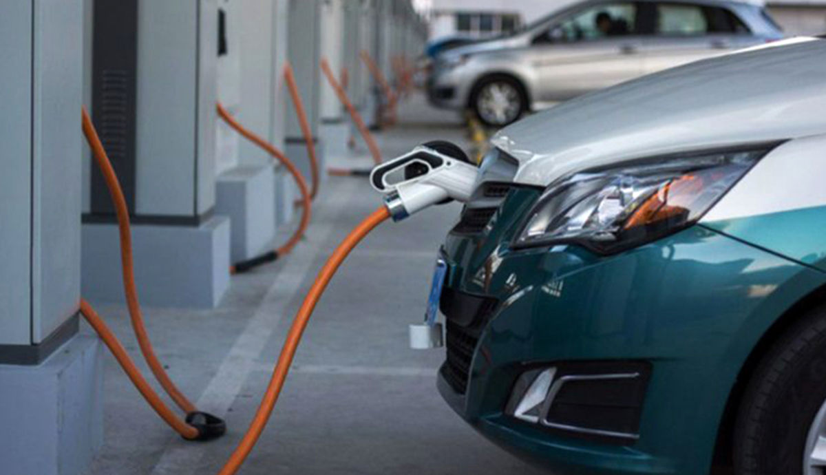 تدوین آیین نامه واردات خودرو‌های برقی تا ده روز آینده