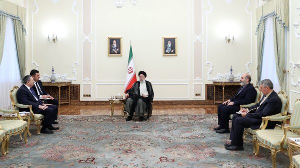 ایران آماده کمک به رفع اختلافات جمهوری آذربایجان و ارمنستان است