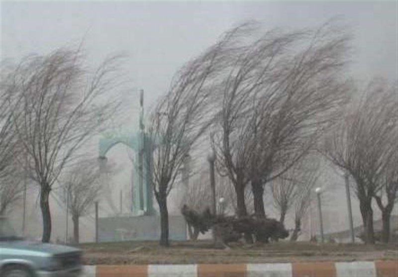 مدارس ابتدایی اردبیل فردا به علت بادشدید غیرحضوری شد