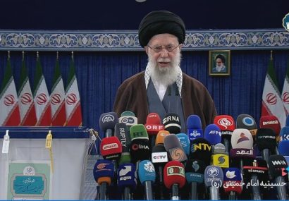 رهبر انقلاب اسلامی رأی خود را به صندوق انداختند