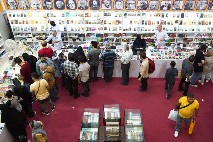 درهای سی و پنجمین نمایشگاه بین‌المللی کتاب تهران باز شد